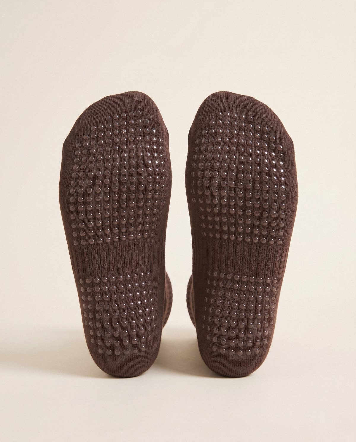 The grip sole, heel to toe